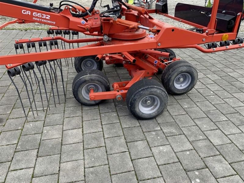 Schwader от тип Kuhn GA 6632 MASTERDRIVE, Gebrauchtmaschine в Töging a. Inn (Снимка 7)