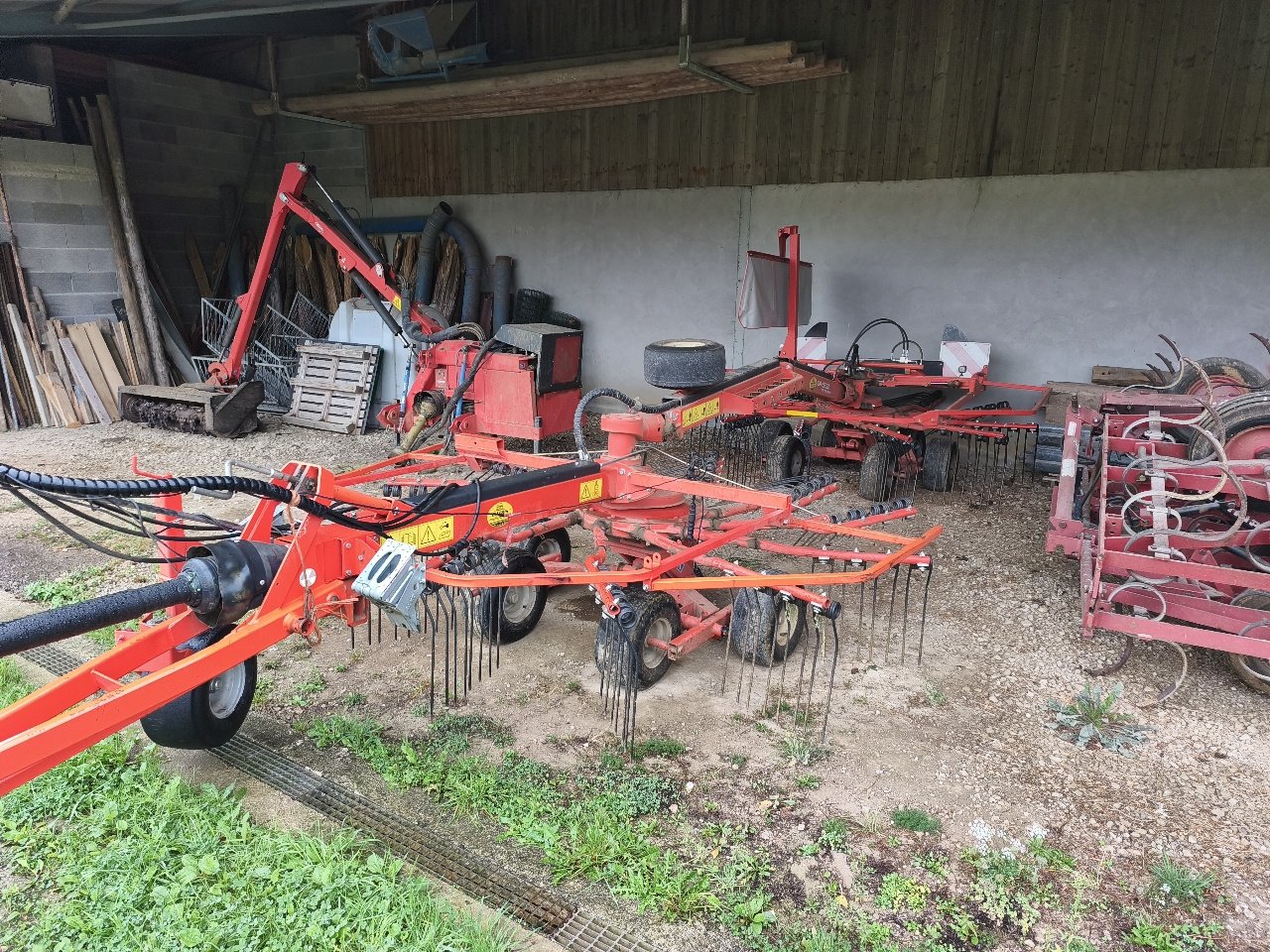 Schwader tipa Kuhn GA 6632, Gebrauchtmaschine u Gondrecourt-le-Château (Slika 2)