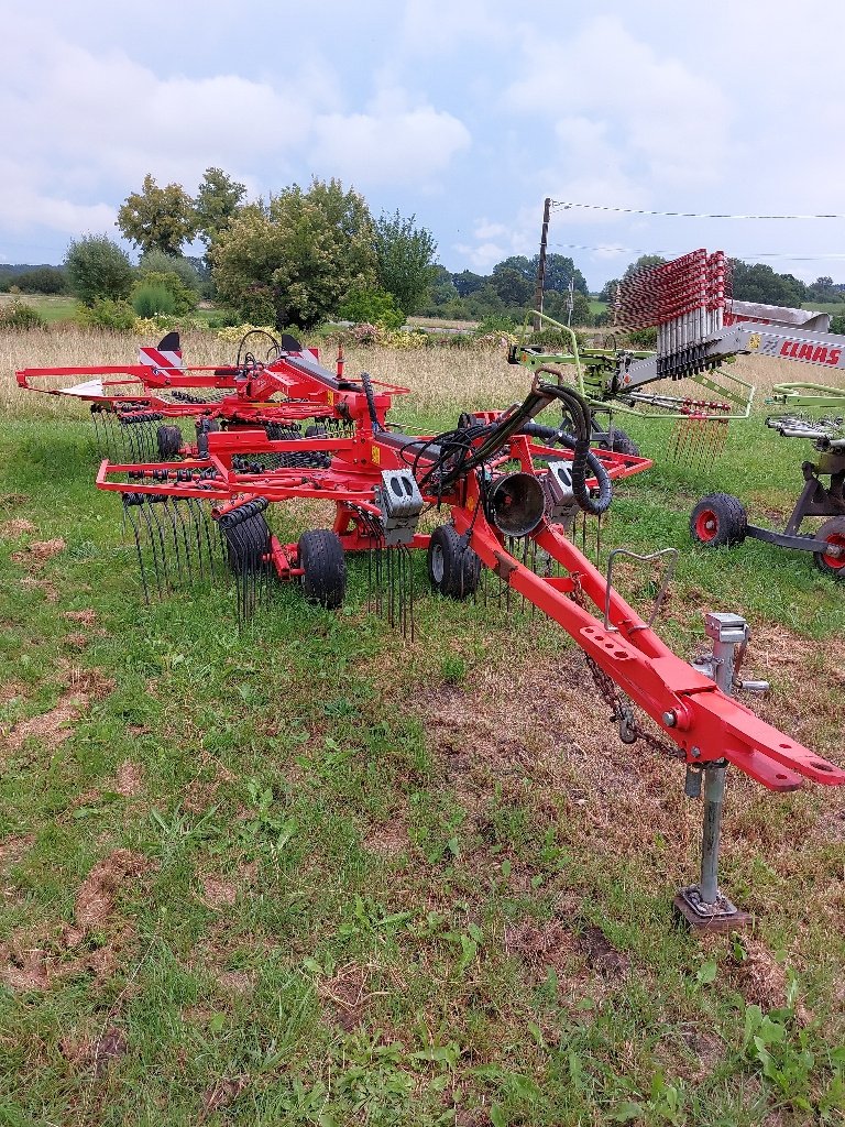 Schwader tipa Kuhn GA 6632, Gebrauchtmaschine u DIFFENBACH-LES-HELLIMER (Slika 2)