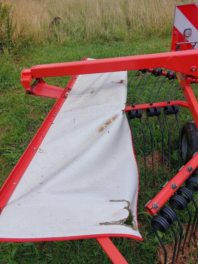 Schwader tipa Kuhn GA 6632, Gebrauchtmaschine u DIFFENBACH-LES-HELLIMER (Slika 6)