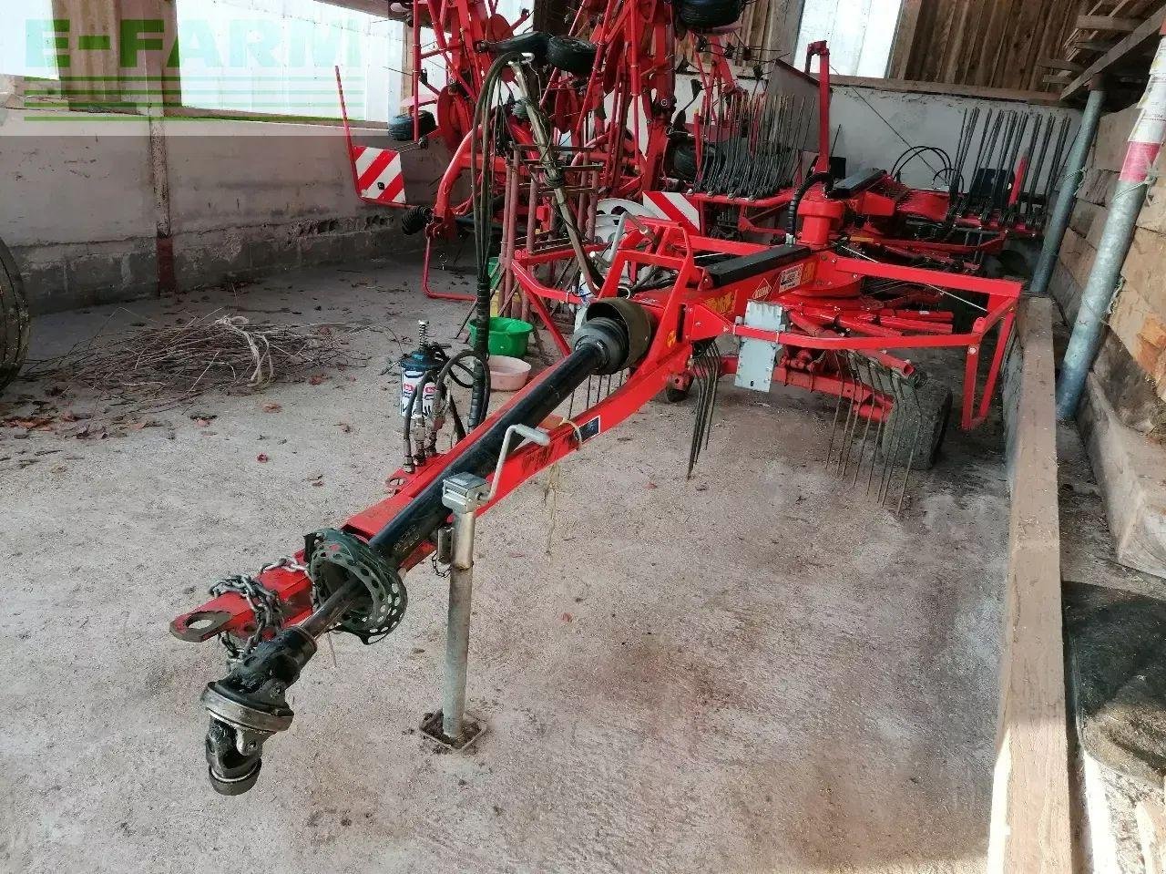 Schwader of the type Kuhn ga 6632, Gebrauchtmaschine in CHAUVONCOURT (Picture 2)