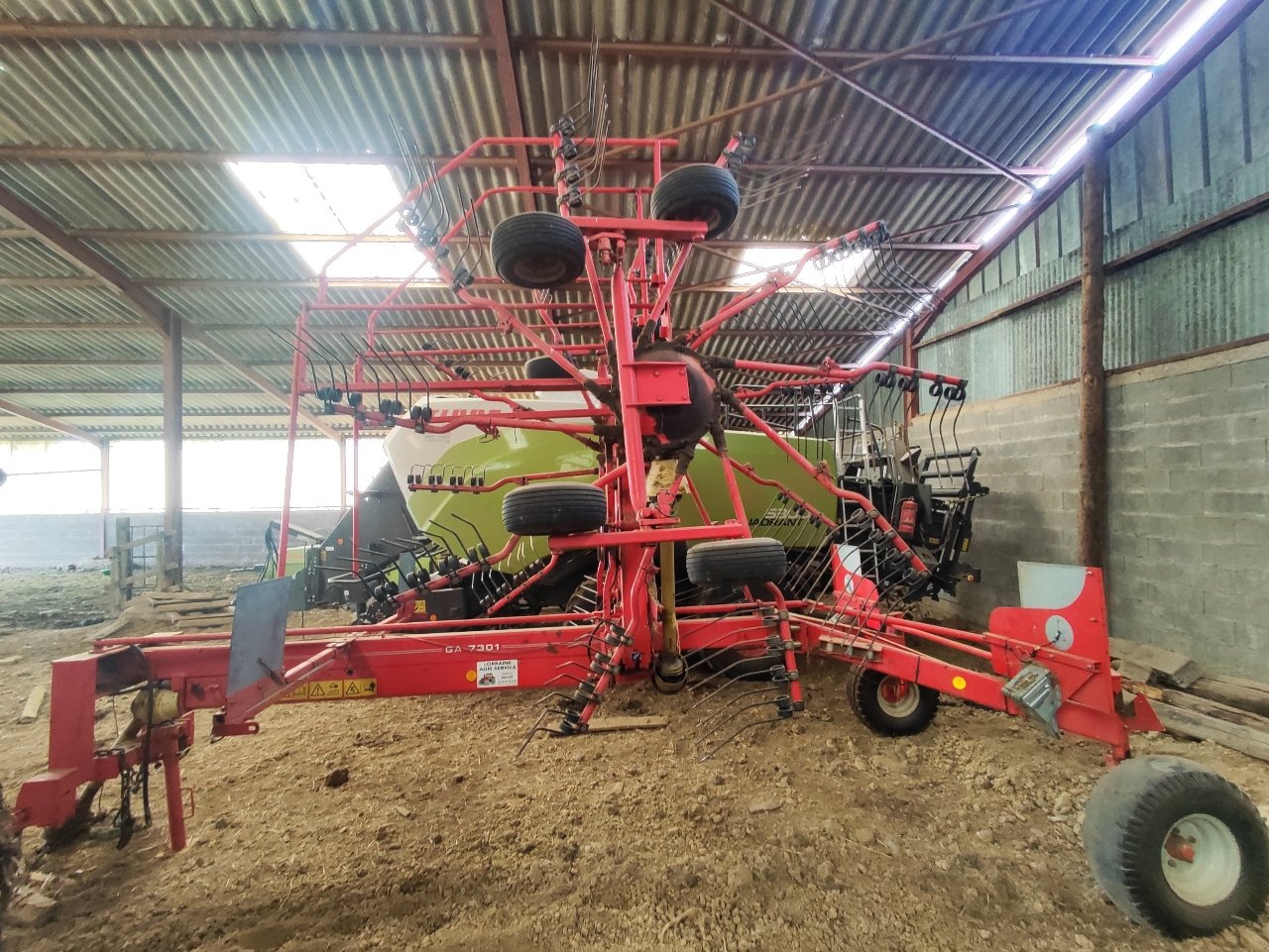 Schwader Türe ait Kuhn GA 7301, Gebrauchtmaschine içinde Saint-Nabord (resim 1)