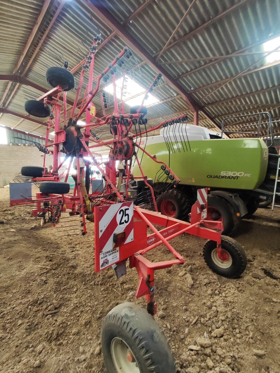 Schwader Türe ait Kuhn GA 7301, Gebrauchtmaschine içinde Saint-Nabord (resim 2)