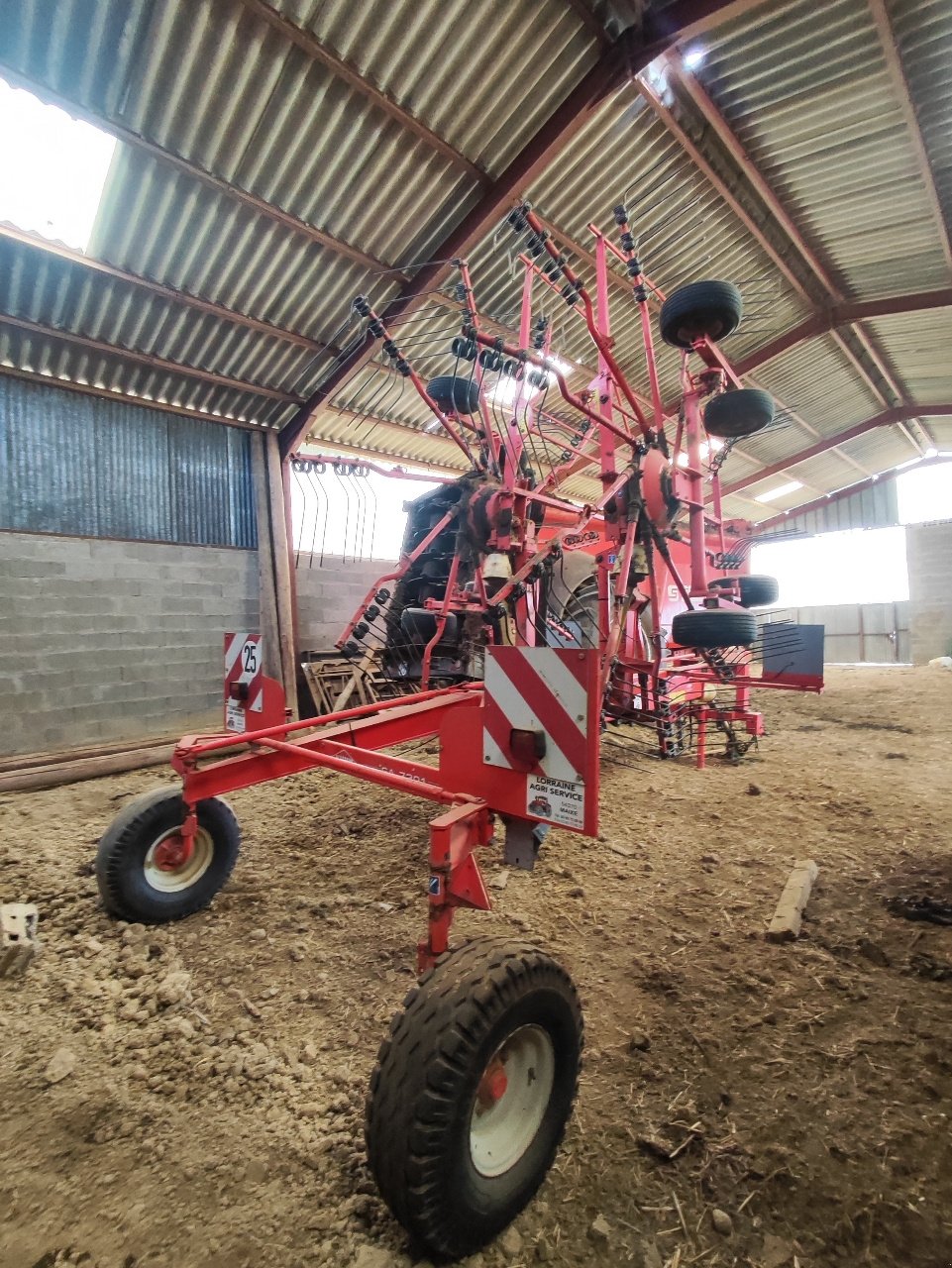 Schwader Türe ait Kuhn GA 7301, Gebrauchtmaschine içinde Saint-Nabord (resim 4)