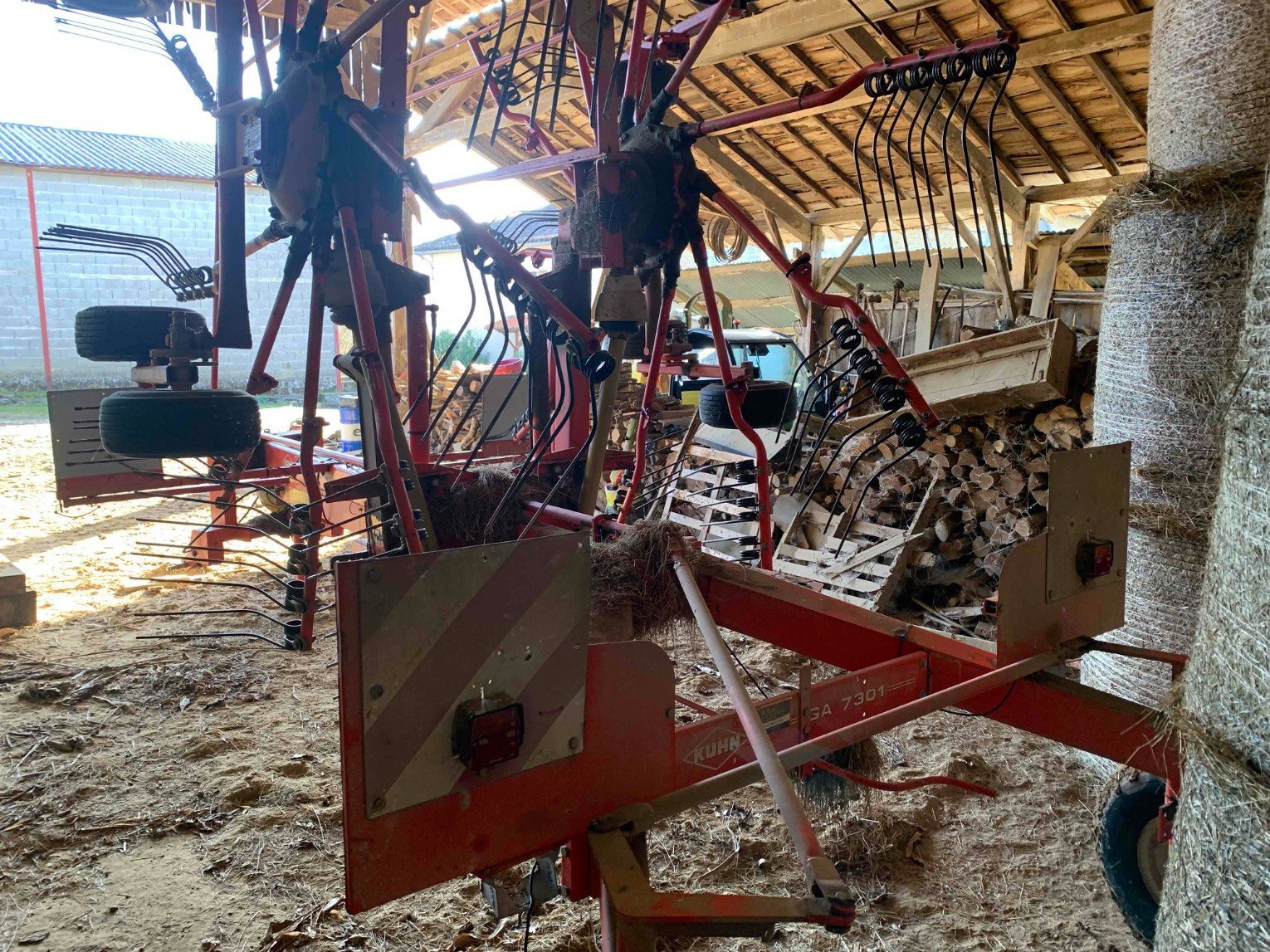 Schwader vrste Kuhn GA 7301, Gebrauchtmaschine v ORLEIX (Slika 11)