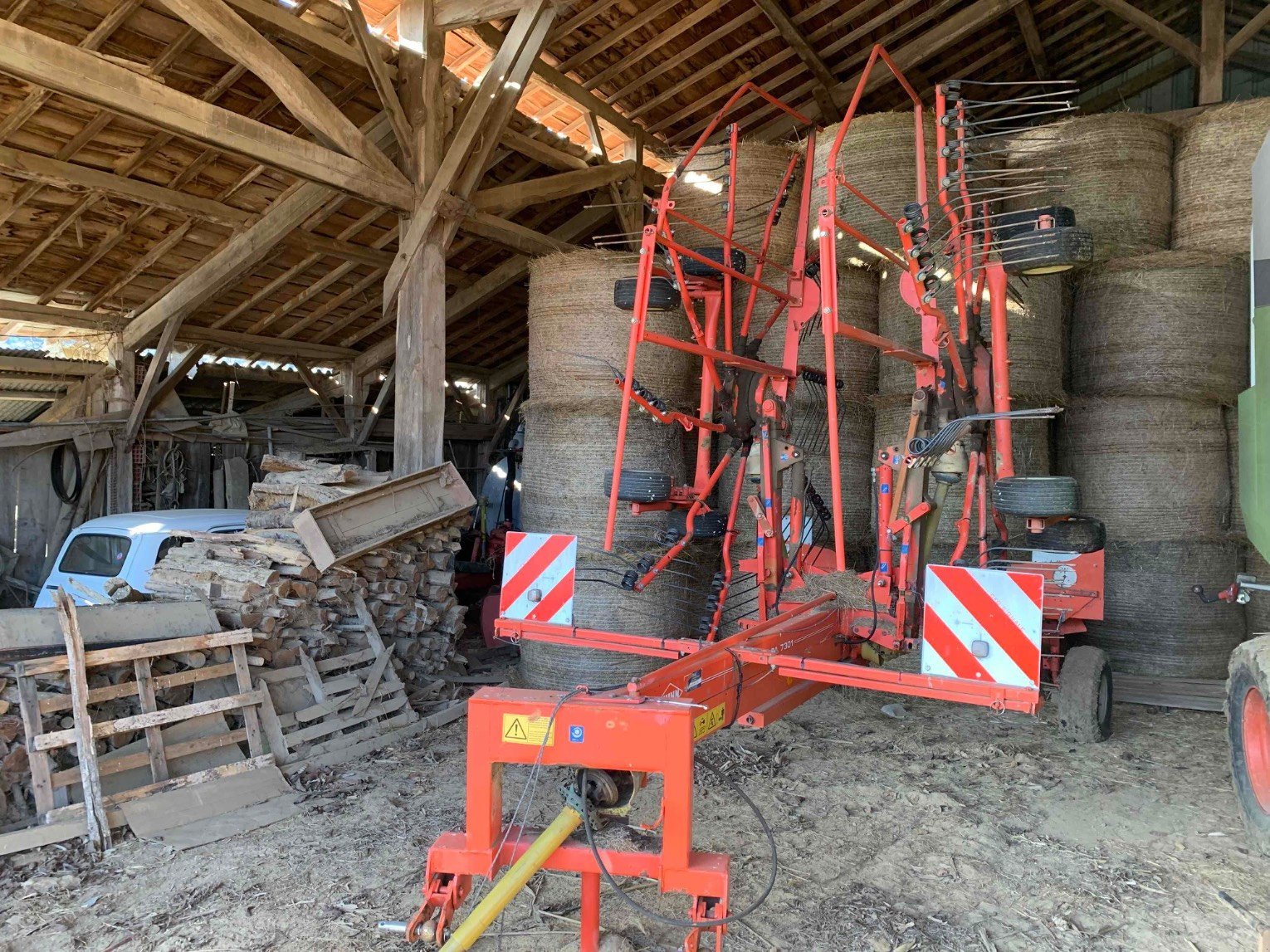 Schwader от тип Kuhn GA 7301, Gebrauchtmaschine в ORLEIX (Снимка 4)