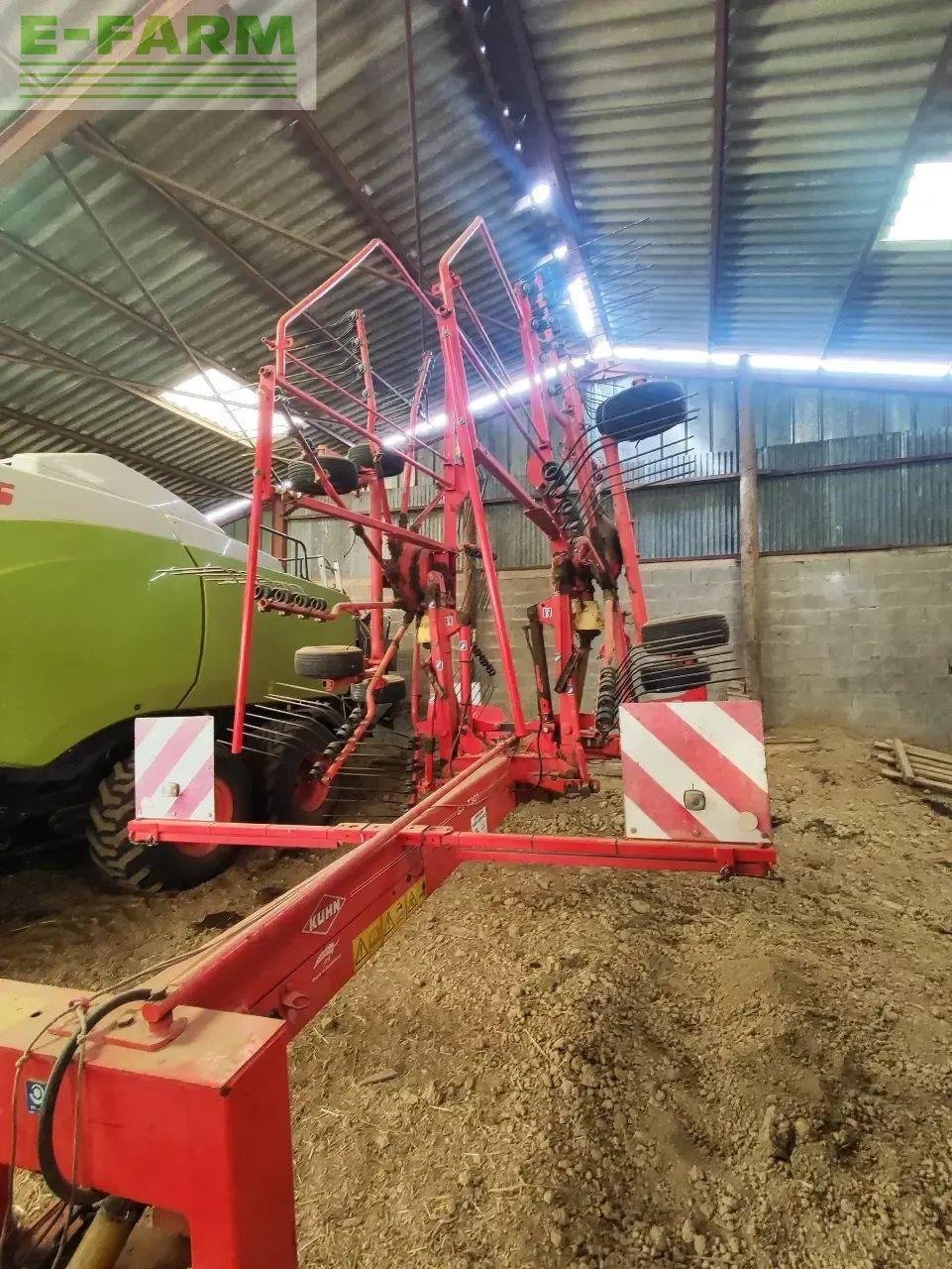 Schwader Türe ait Kuhn ga 7301, Gebrauchtmaschine içinde CHAUVONCOURT (resim 3)