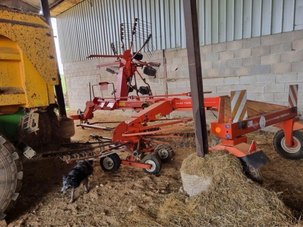 Schwader des Typs Kuhn GA 7302 DL, Gebrauchtmaschine in PUSEY (Bild 2)