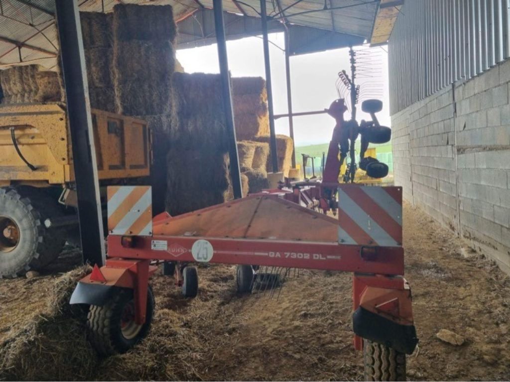 Schwader des Typs Kuhn GA 7302 DL, Gebrauchtmaschine in PUSEY (Bild 4)