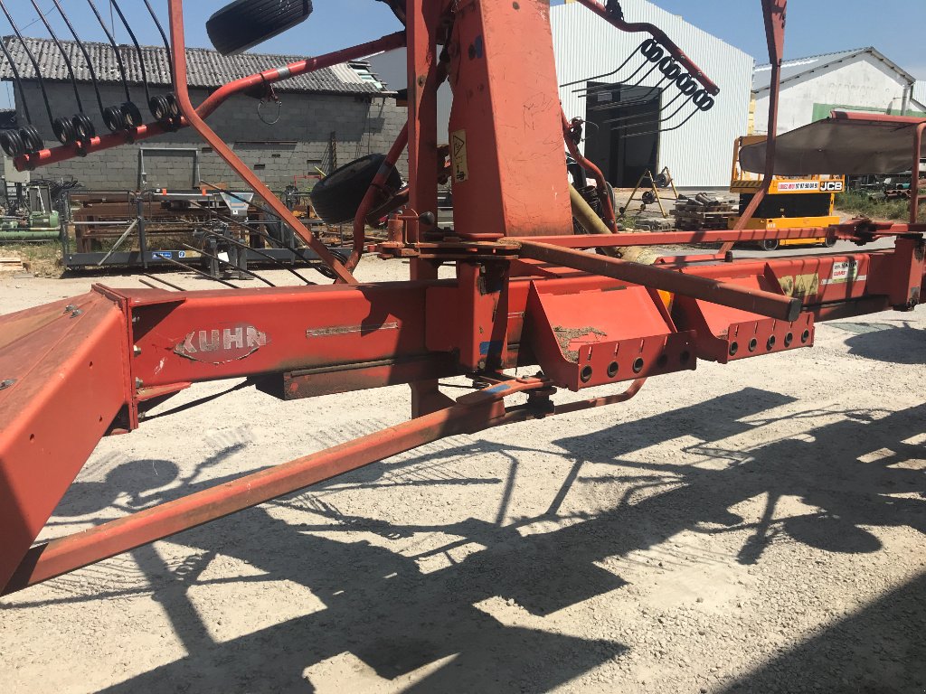 Schwader του τύπου Kuhn GA 7302 DL, Gebrauchtmaschine σε MORLHON LE HAUT (Φωτογραφία 8)