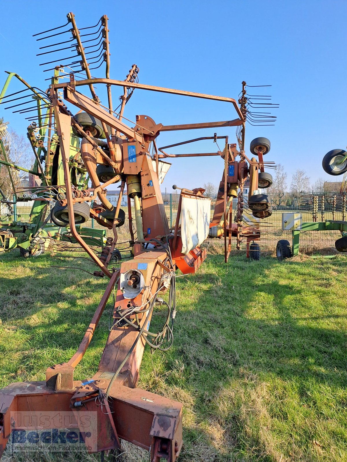 Schwader του τύπου Kuhn GA 7302, Gebrauchtmaschine σε Weimar-Niederwalgern (Φωτογραφία 1)