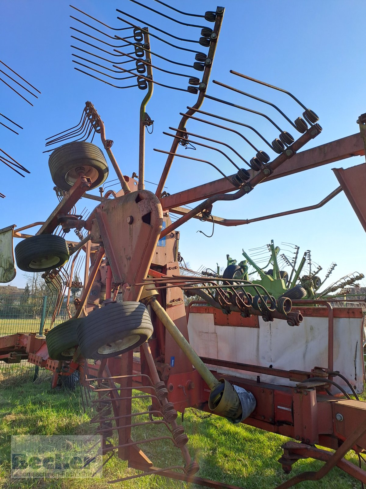 Schwader του τύπου Kuhn GA 7302, Gebrauchtmaschine σε Weimar-Niederwalgern (Φωτογραφία 3)