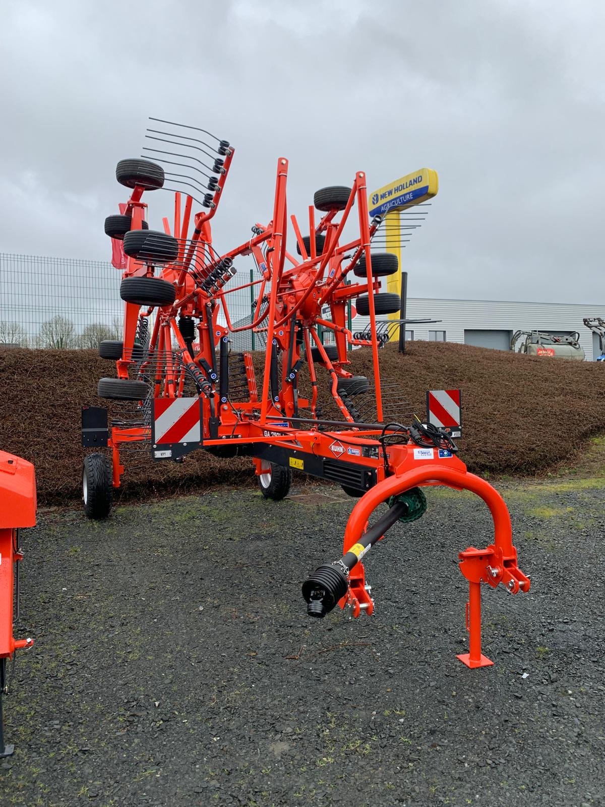 Schwader tipa Kuhn GA 7501+, Gebrauchtmaschine u CONDE SUR VIRE (Slika 1)