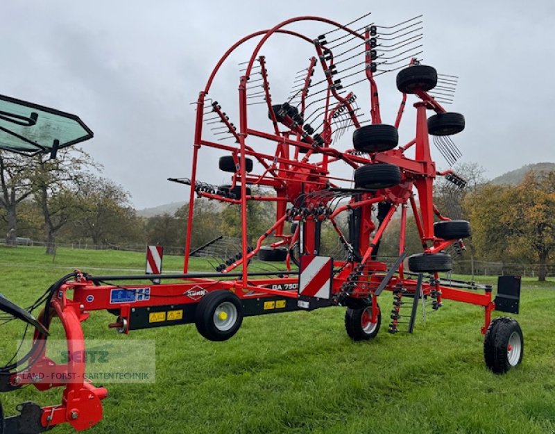 Schwader des Typs Kuhn GA 7501 +, Neumaschine in Lindenfels-Glattbach (Bild 1)