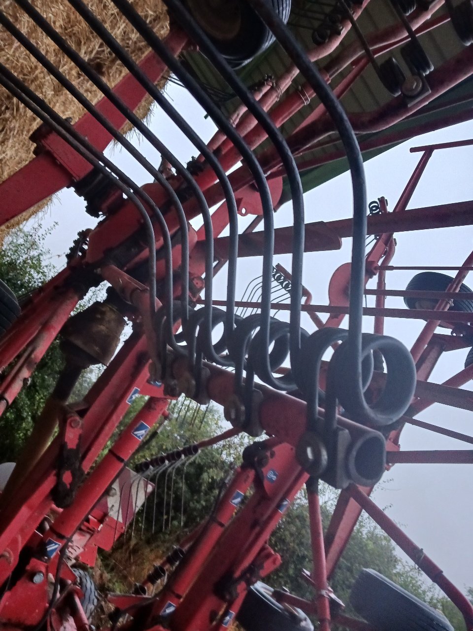 Schwader van het type Kuhn Ga 7501, Gebrauchtmaschine in SAINT HILAIRE EN MORVAN (Foto 4)