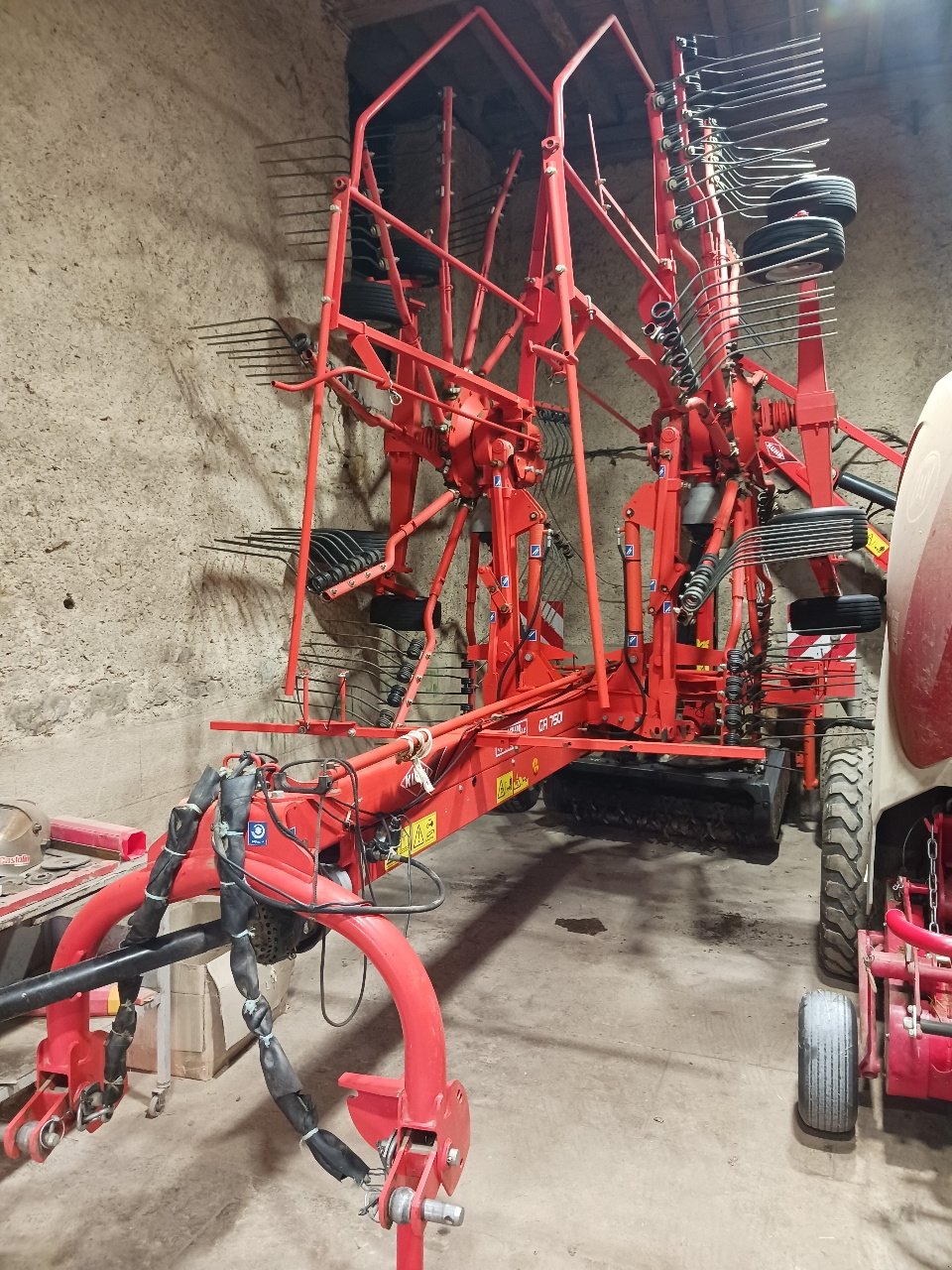 Schwader van het type Kuhn GA 7501, Gebrauchtmaschine in SAINT HILAIRE EN MORVAN (Foto 8)