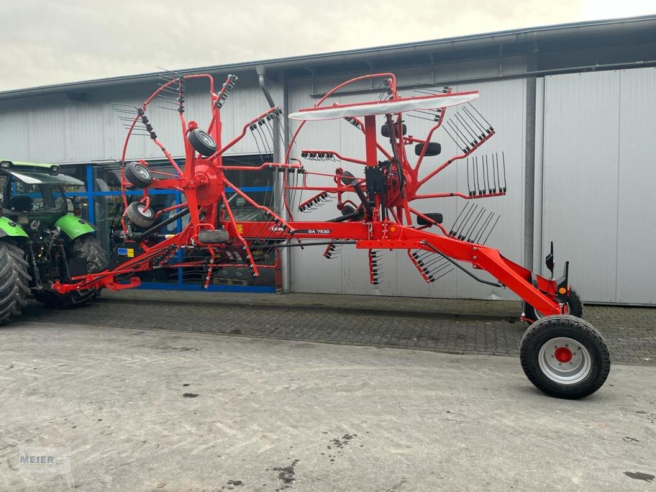 Schwader του τύπου Kuhn GA 7530, Neumaschine σε Delbrück (Φωτογραφία 1)