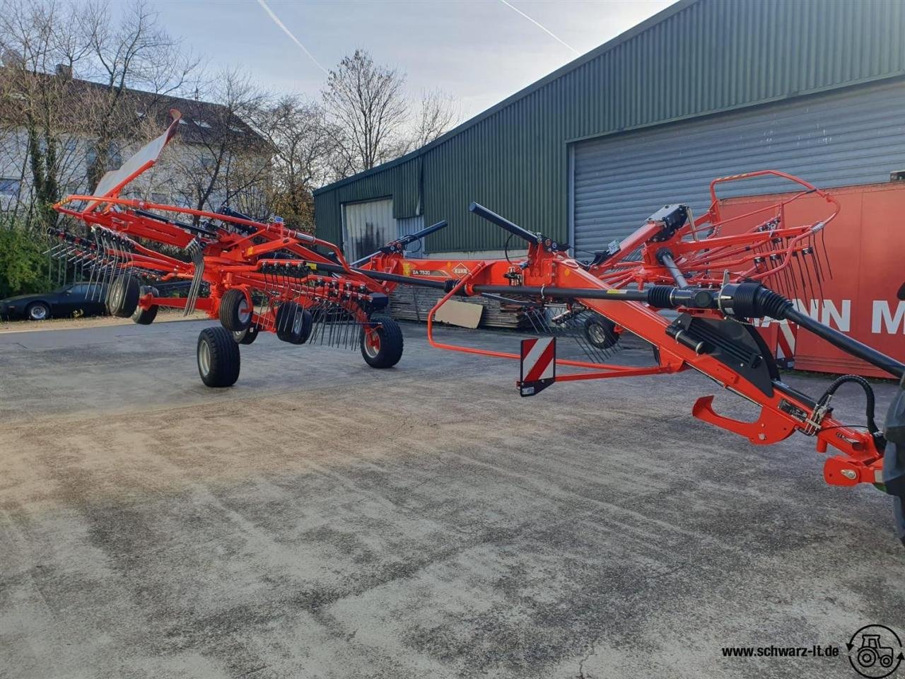 Schwader des Typs Kuhn GA 7530, Neumaschine in Aspach (Bild 8)