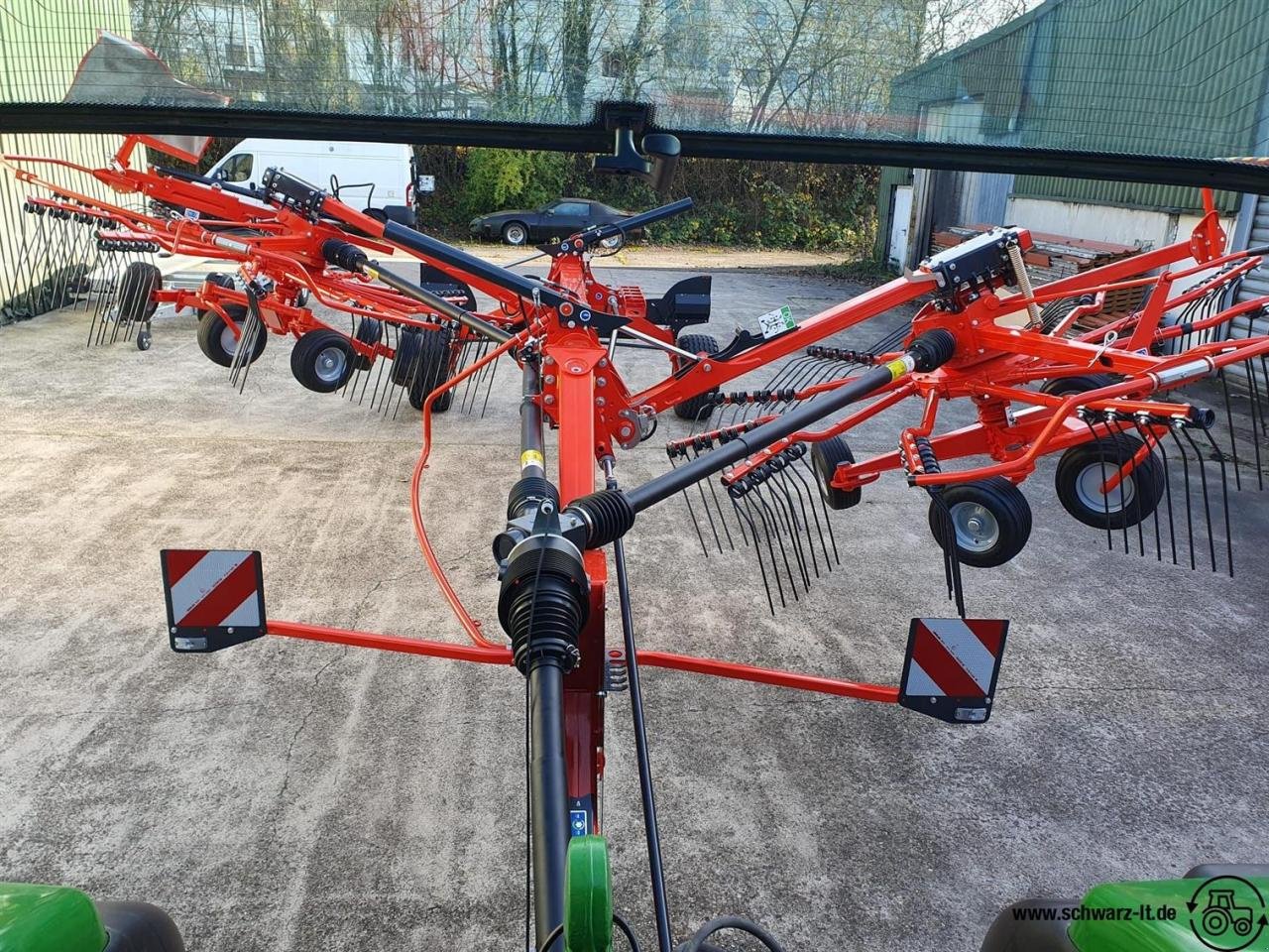 Schwader des Typs Kuhn GA 7530, Neumaschine in Aspach (Bild 10)