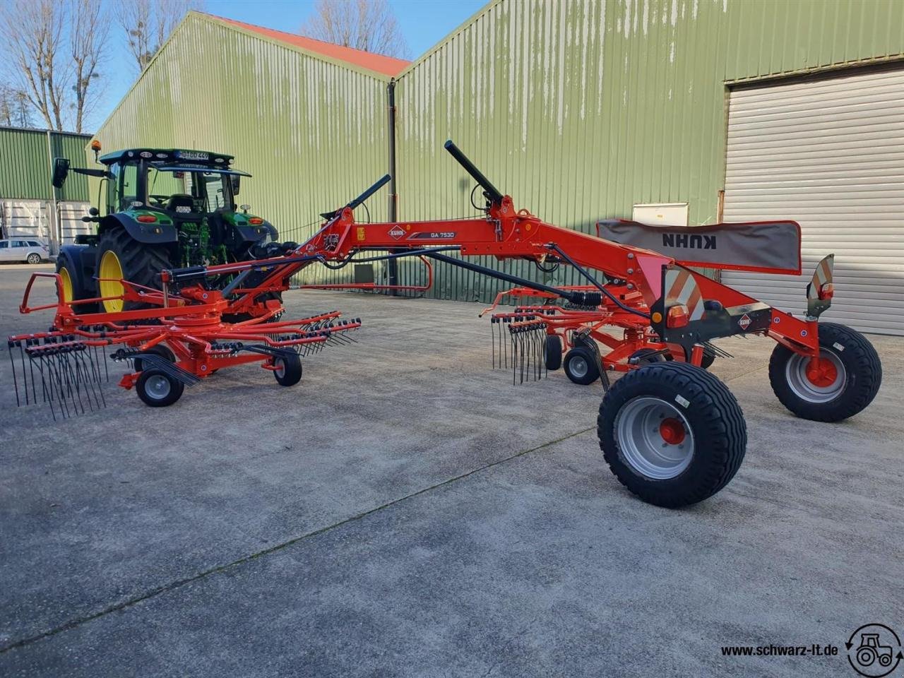 Schwader des Typs Kuhn GA 7530, Neumaschine in Aspach (Bild 14)