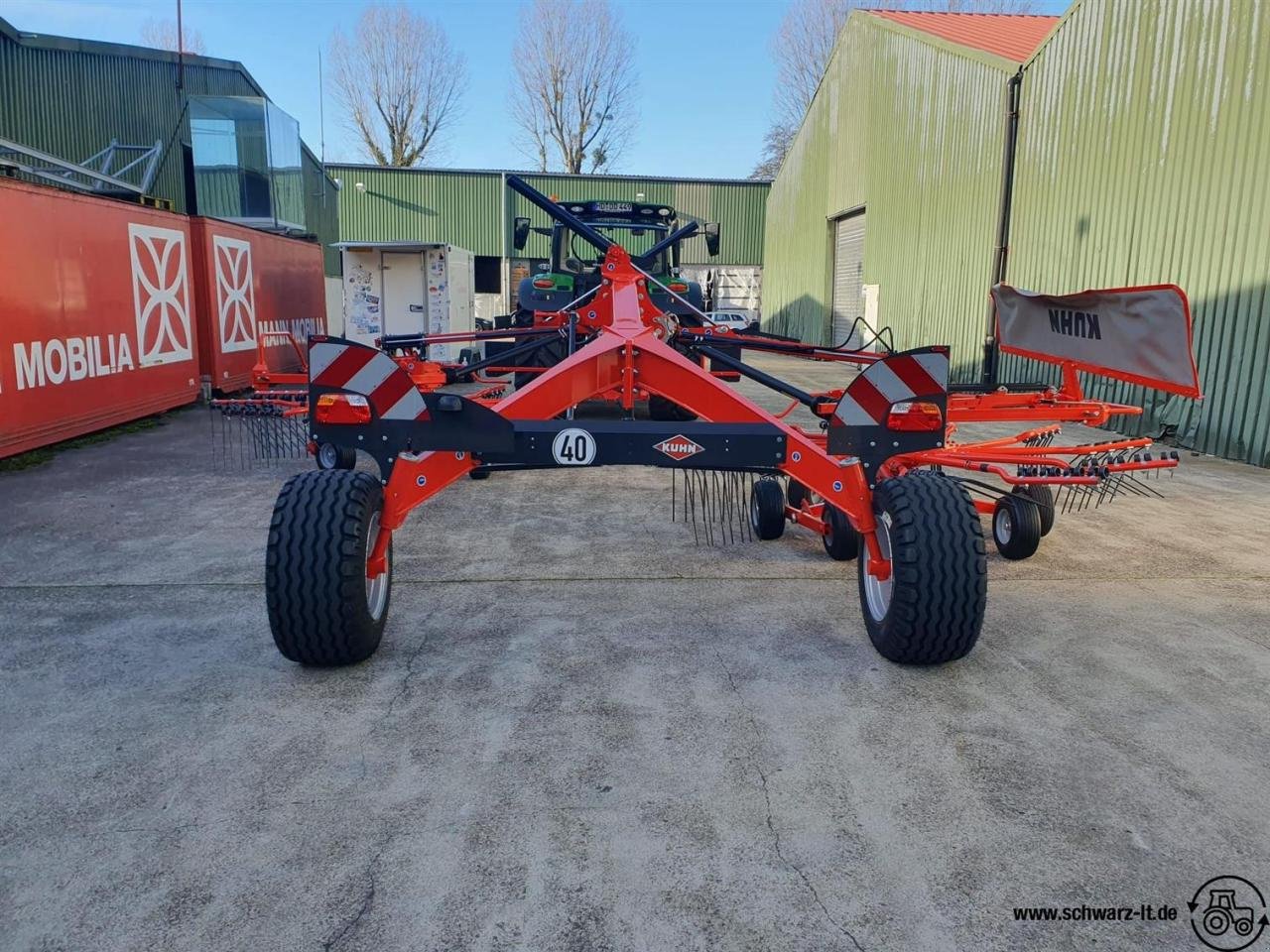 Schwader des Typs Kuhn GA 7530, Neumaschine in Aspach (Bild 16)