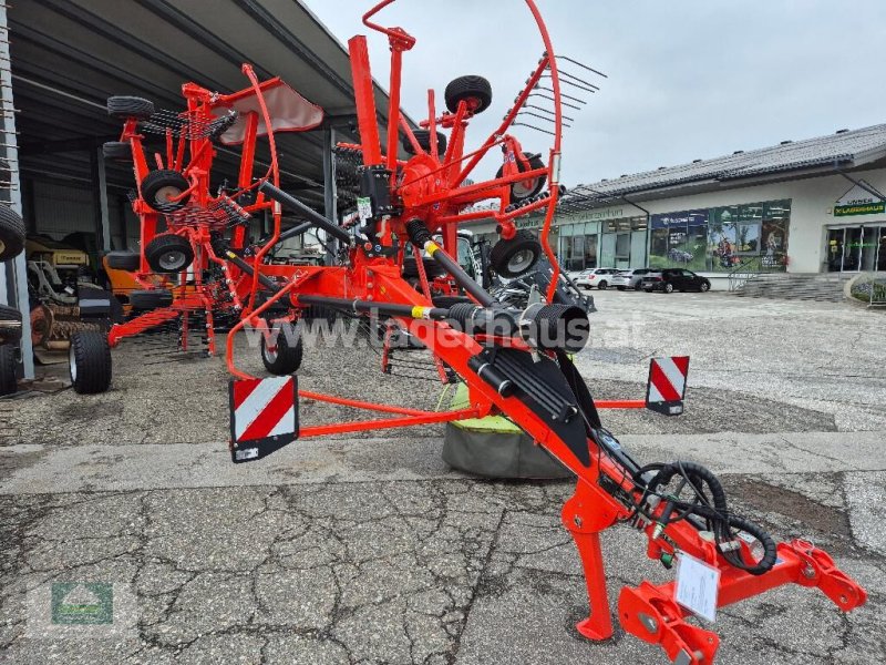 Schwader des Typs Kuhn GA 7530, Neumaschine in Klagenfurt (Bild 1)