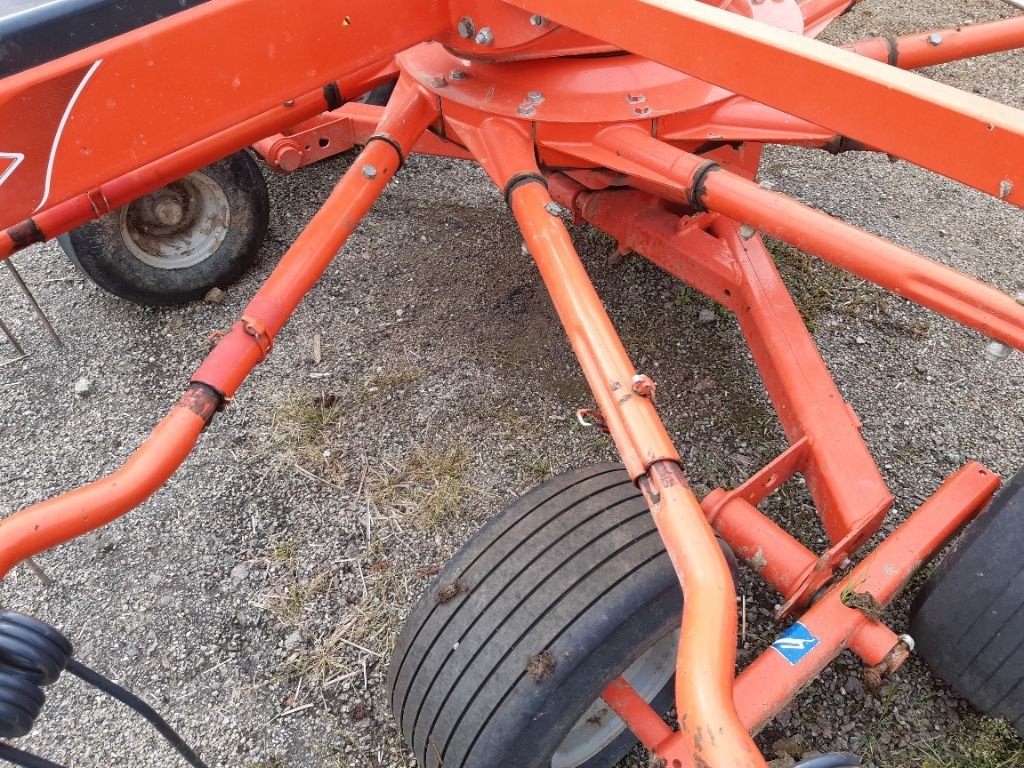 Schwader of the type Kuhn GA 7932, Gebrauchtmaschine in UZEMAIN (Picture 3)