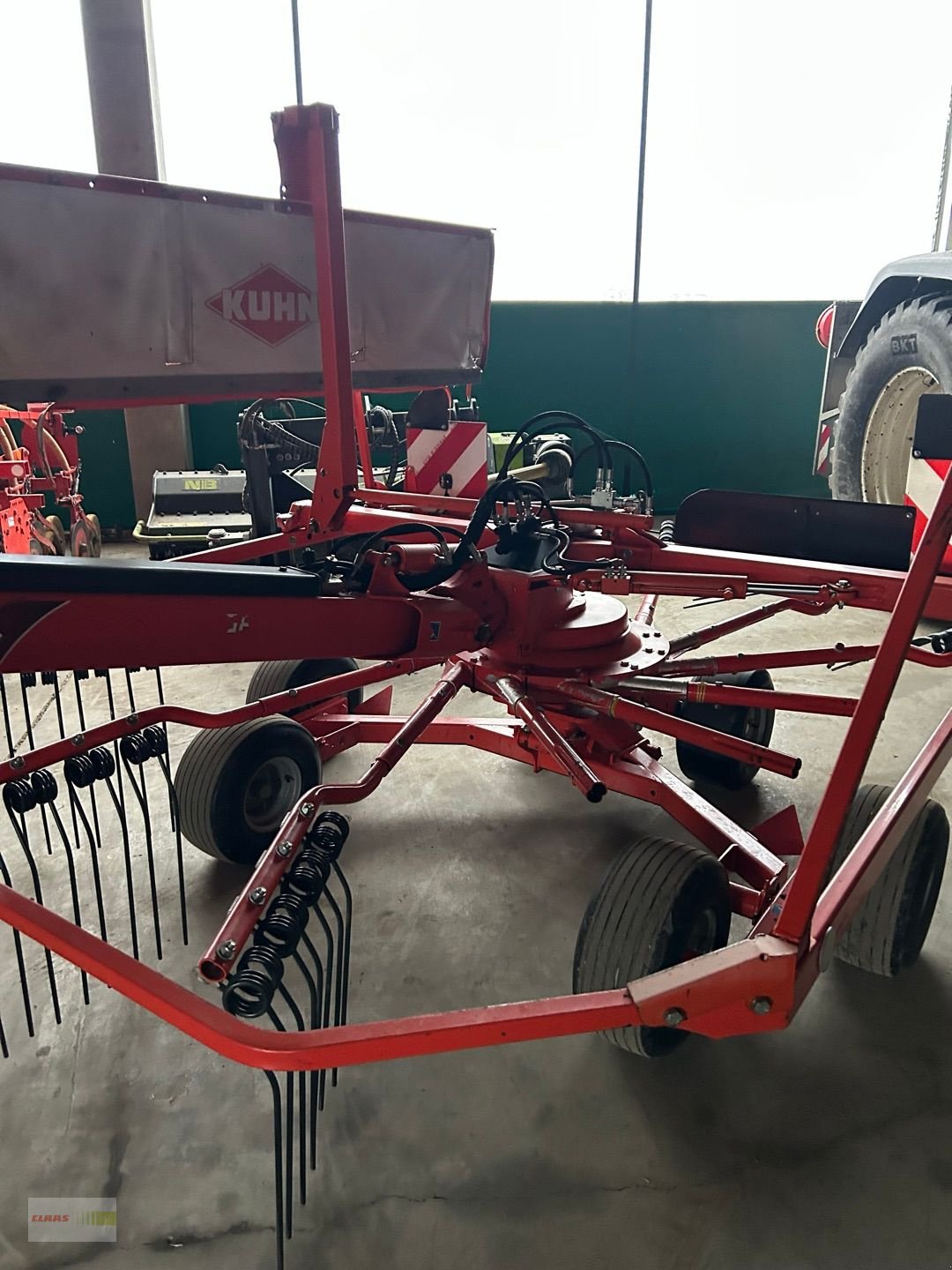 Schwader des Typs Kuhn GA 7932, Gebrauchtmaschine in Oberessendorf-Eberhardzell (Bild 3)