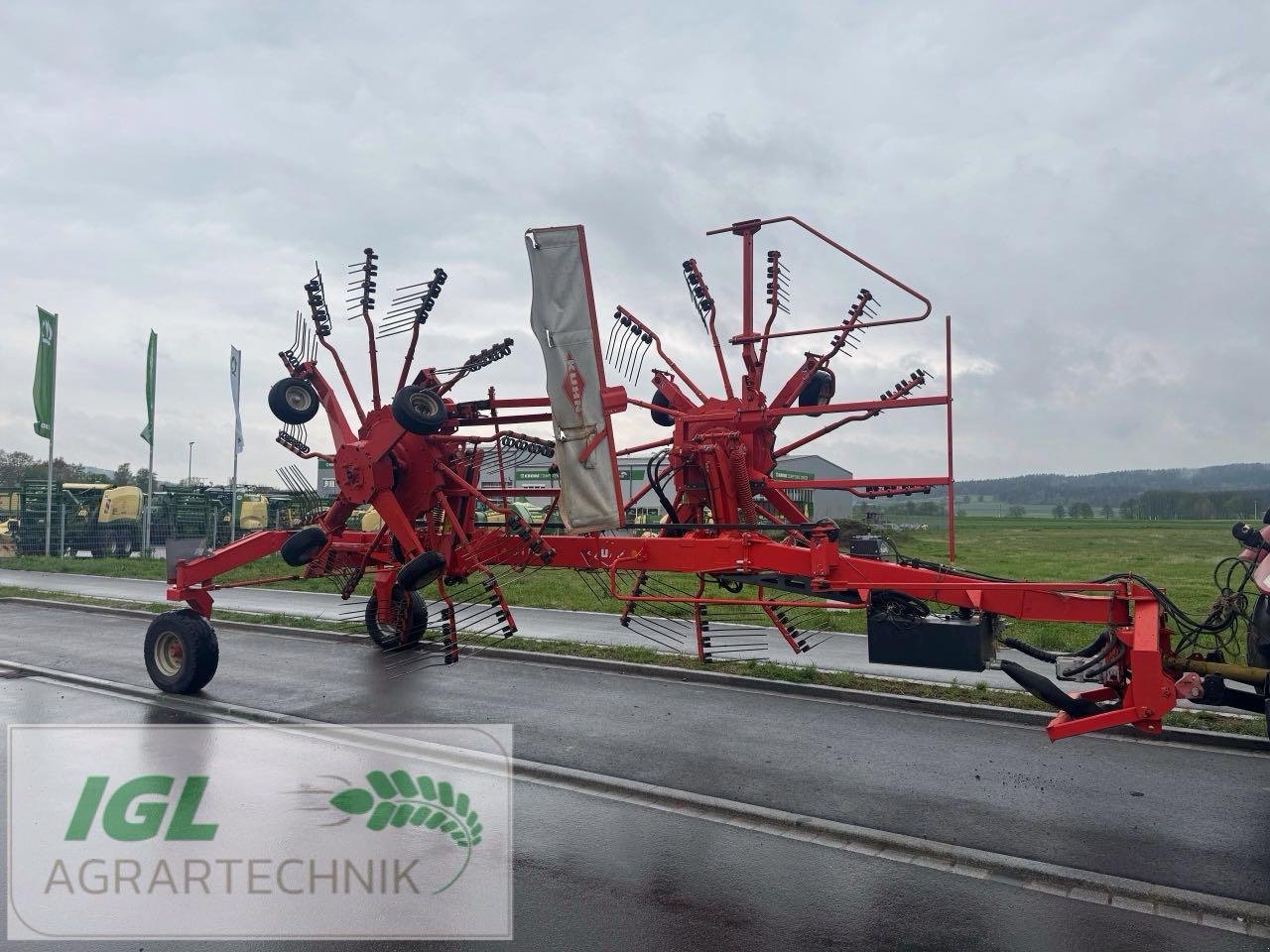 Schwader del tipo Kuhn GA 8020, Gebrauchtmaschine In Nabburg (Immagine 1)