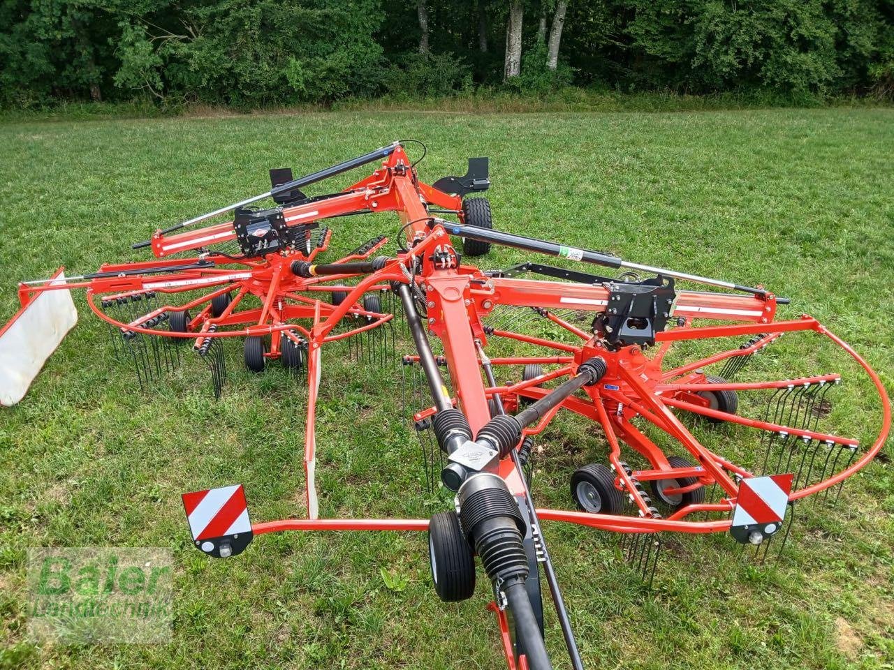 Schwader tipa Kuhn GA 8030, Gebrauchtmaschine u OBERNDORF-HOCHMOESSINGEN (Slika 2)
