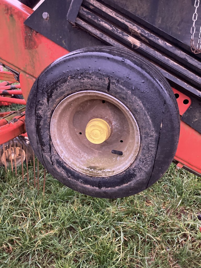 Schwader от тип Kuhn GA 8030, Gebrauchtmaschine в MONTMEDY (Снимка 11)