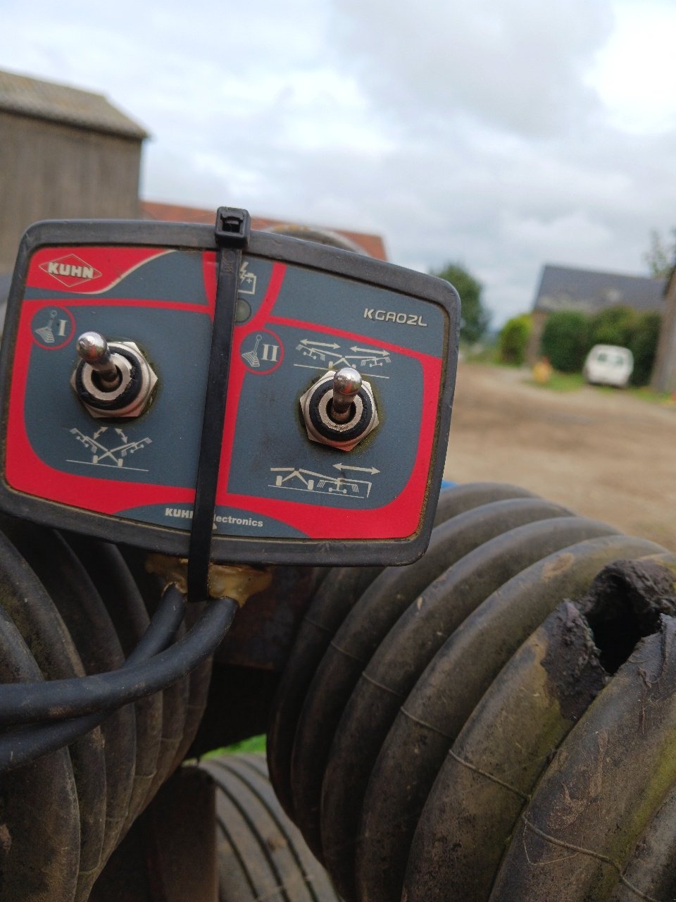 Schwader typu Kuhn GA 8030, Gebrauchtmaschine w SAINT JAMES (Zdjęcie 9)