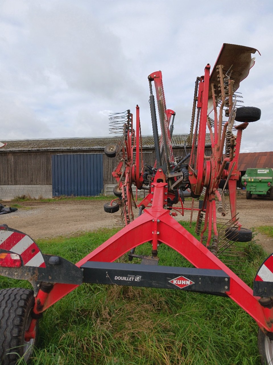 Schwader typu Kuhn GA 8030, Gebrauchtmaschine w SAINT JAMES (Zdjęcie 4)