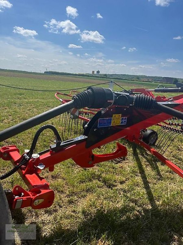 Schwader Türe ait Kuhn GA 8131 / Mittelschwader, Vorführmaschine içinde Gerstetten (resim 11)