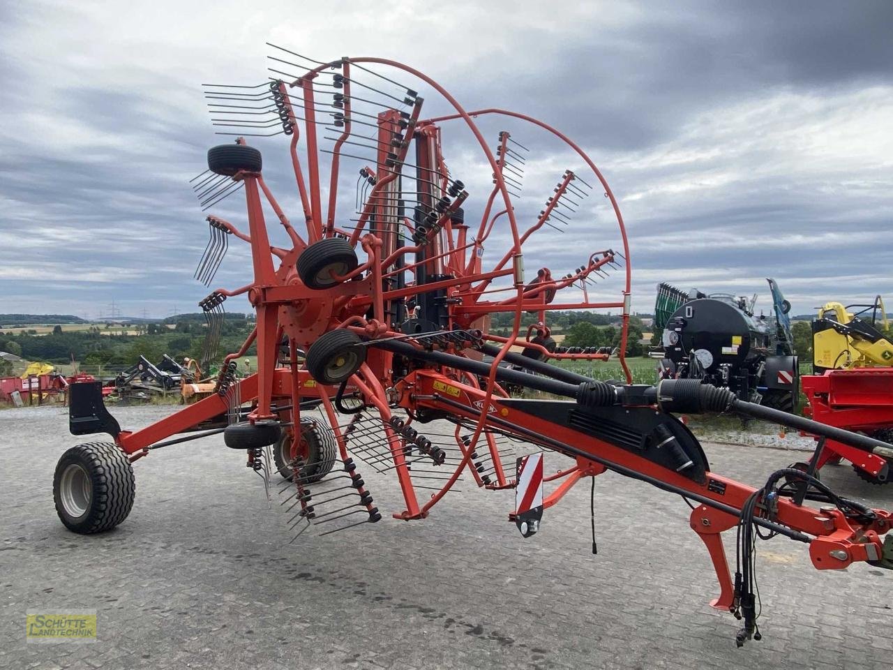 Schwader του τύπου Kuhn GA 8731, Gebrauchtmaschine σε Marsberg-Giershagen (Φωτογραφία 6)