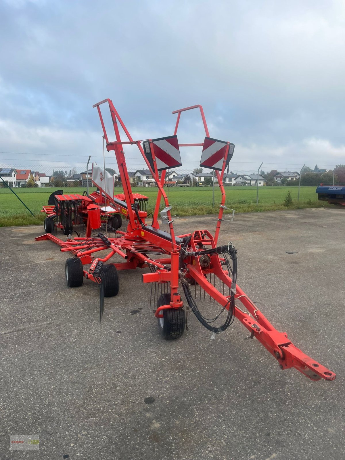 Schwader des Typs Kuhn GA 9032, Gebrauchtmaschine in Erkheim (Bild 1)