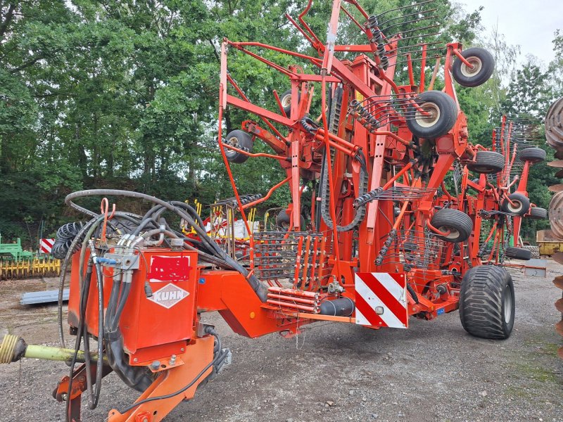 Schwader Türe ait Kuhn GA15021, Gebrauchtmaschine içinde Meerane (resim 1)