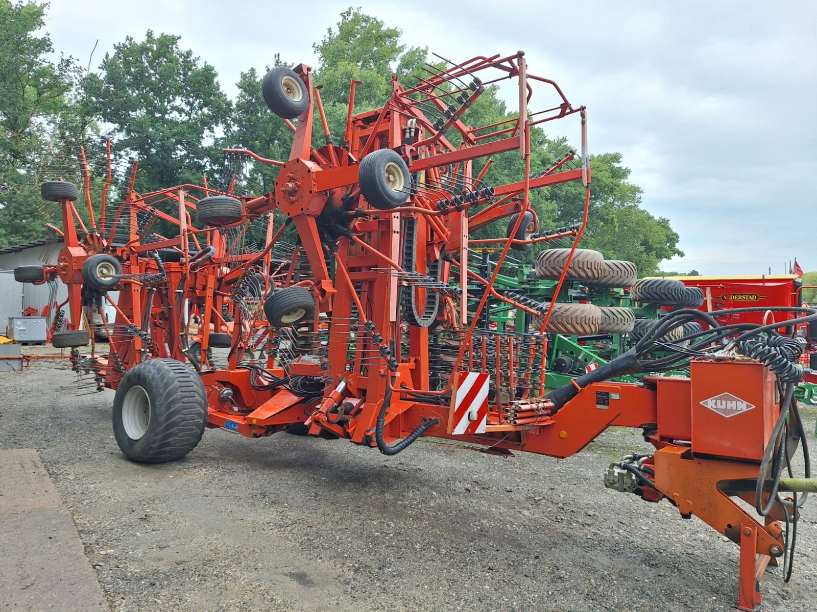 Schwader Türe ait Kuhn GA15021, Gebrauchtmaschine içinde Meerane (resim 4)