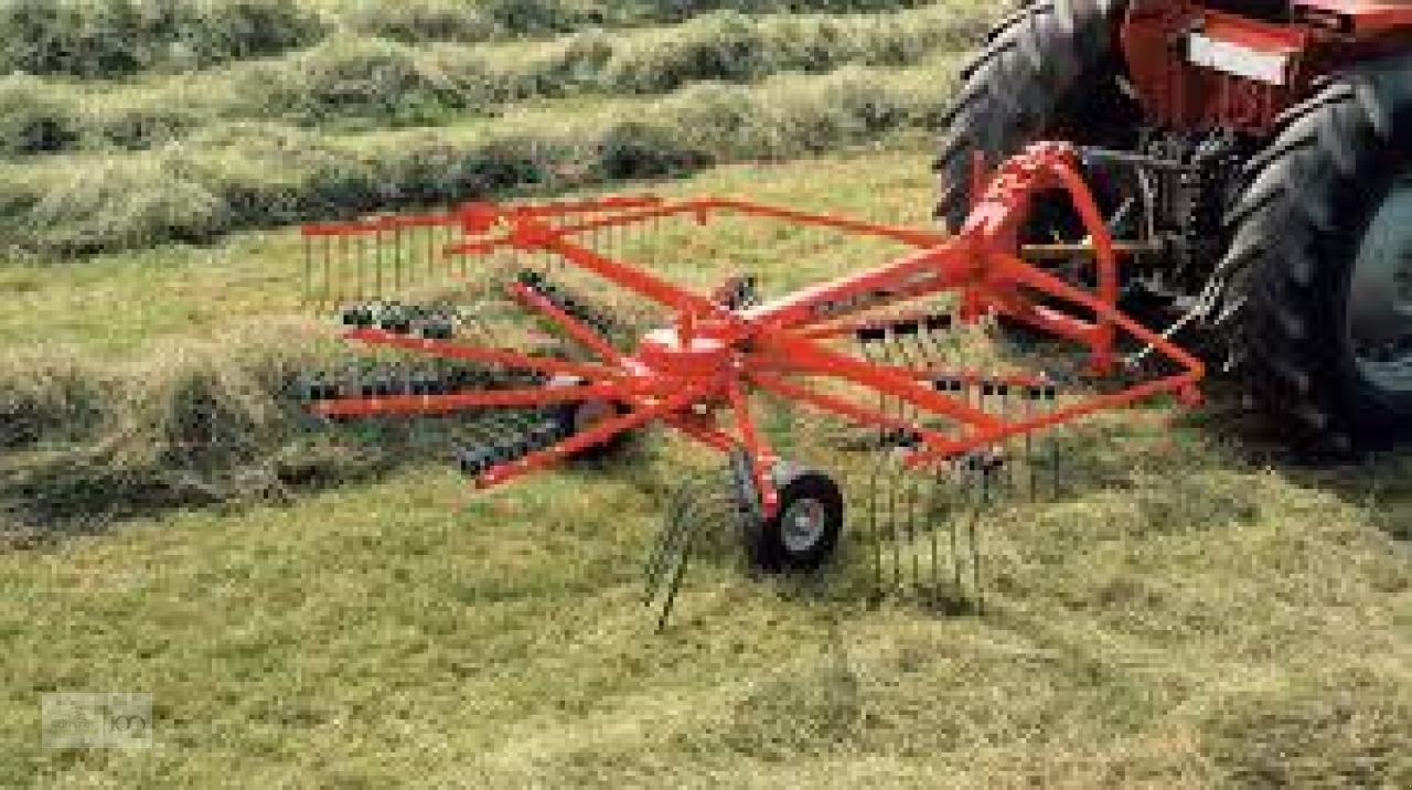 Schwader of the type Kuhn GA300GM-9, Neumaschine in Eslohe–Bremke (Picture 1)