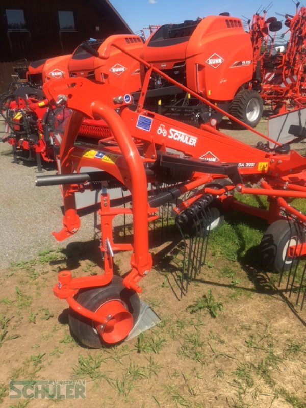 Schwader typu Kuhn GA3901, Neumaschine v St. Märgen (Obrázek 2)