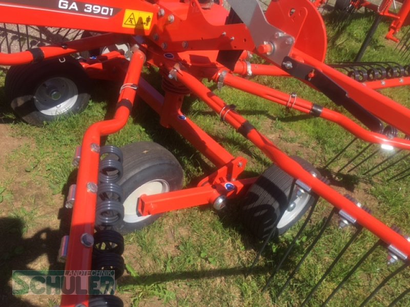 Schwader typu Kuhn GA3901, Neumaschine v St. Märgen (Obrázek 3)