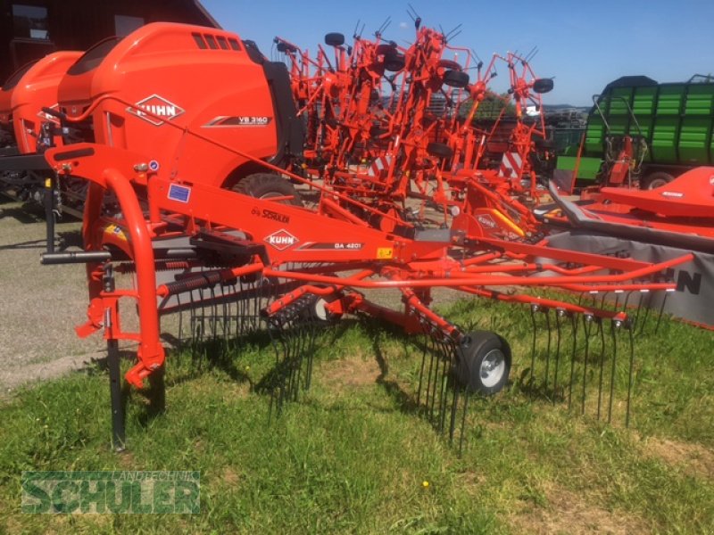 Schwader tipa Kuhn GA4201, Neumaschine u St. Märgen (Slika 2)