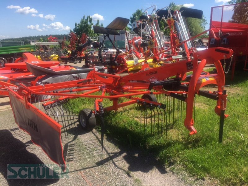 Schwader tipa Kuhn GA4201, Neumaschine u St. Märgen (Slika 3)