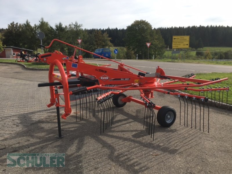 Schwader του τύπου Kuhn Ga4201, Neumaschine σε St. Märgen (Φωτογραφία 2)