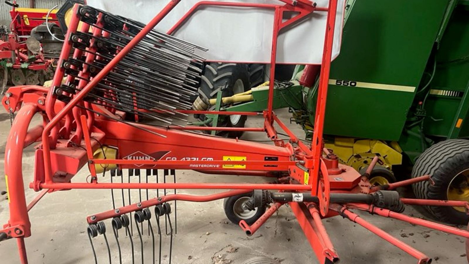 Schwader Türe ait Kuhn GA4321GM, Gebrauchtmaschine içinde Gjerlev J. (resim 2)