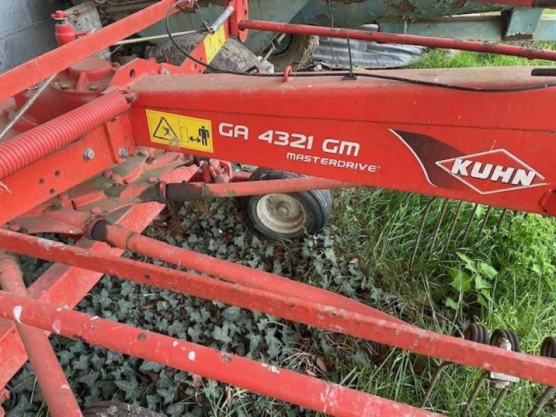 Schwader του τύπου Kuhn GA4321GM, Gebrauchtmaschine σε les hayons (Φωτογραφία 2)
