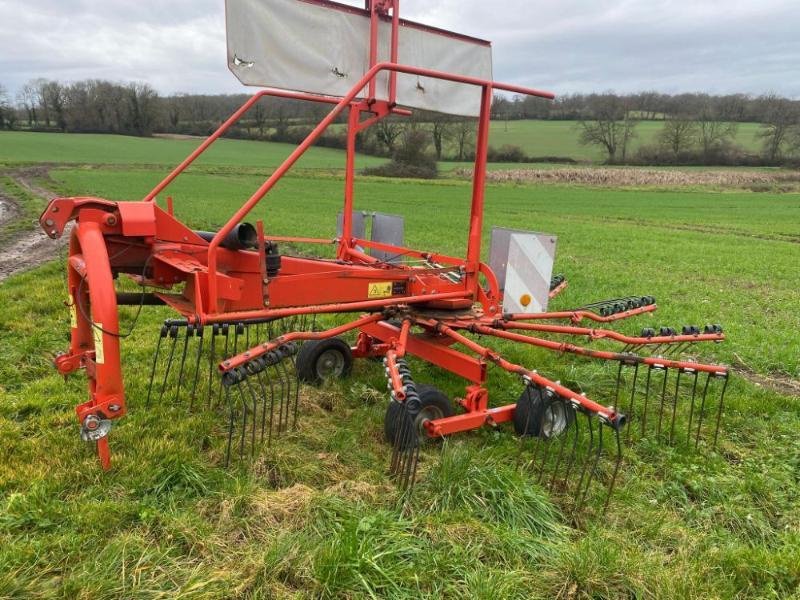 Schwader tip Kuhn GA4321GM, Gebrauchtmaschine in BRAY en Val