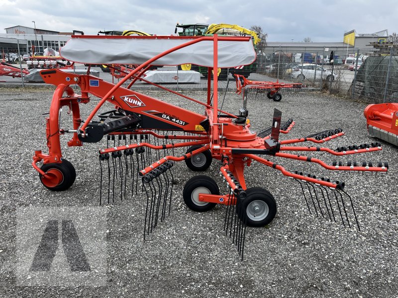 Schwader от тип Kuhn GA4431, Neumaschine в Eggenfelden (Снимка 1)