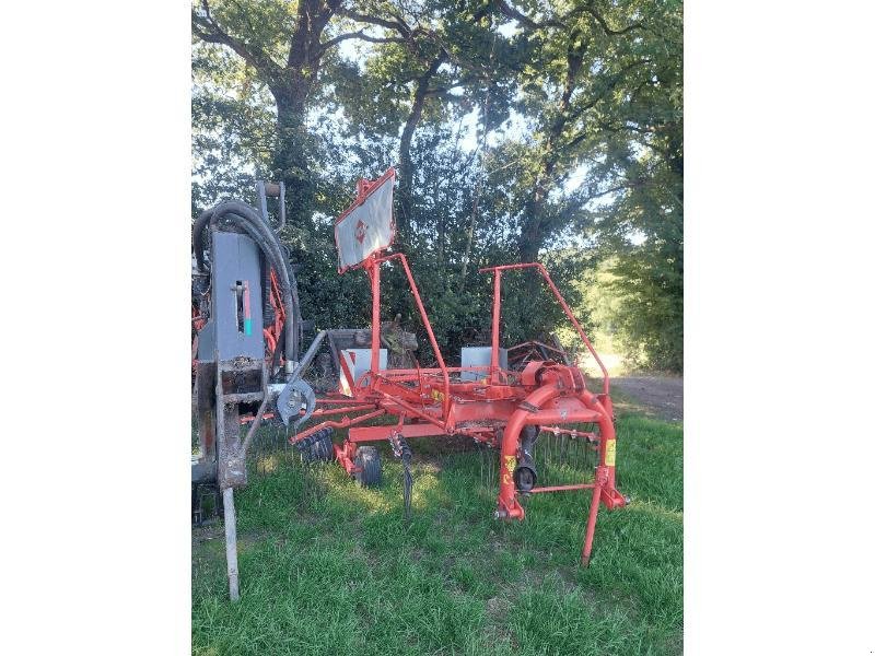 Schwader tipa Kuhn GA4521GM, Gebrauchtmaschine u PLUMELEC (Slika 3)