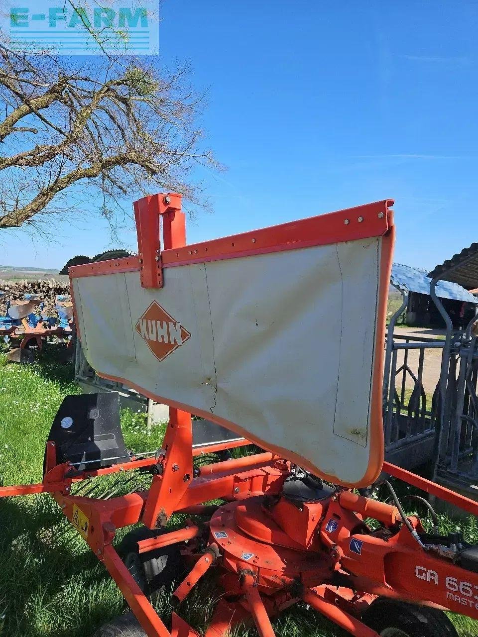 Schwader от тип Kuhn ga6632 masterdrive, Gebrauchtmaschine в CHAUVONCOURT (Снимка 9)